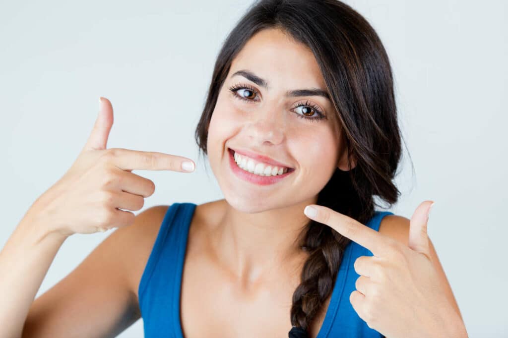 Das richtige Verhalten nach dem Bleaching - 6 Tipps, die sie nach der Zahnaufhellung berücksichtigen sollten. Titelbild